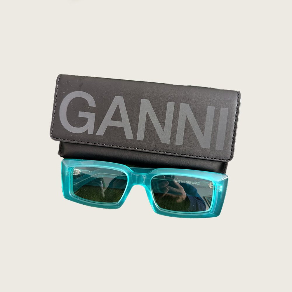 GANNI - Blue transparent rectangle sunglasses